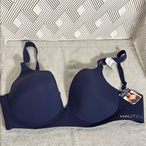 40D bra NWT Nautica Blue Smooth Finish Bra built in underwire light padding